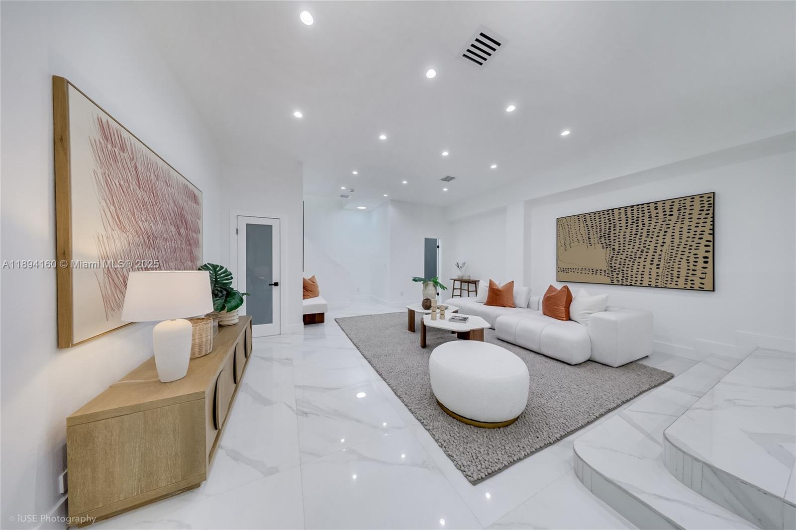 SHORE CREST - Residential
