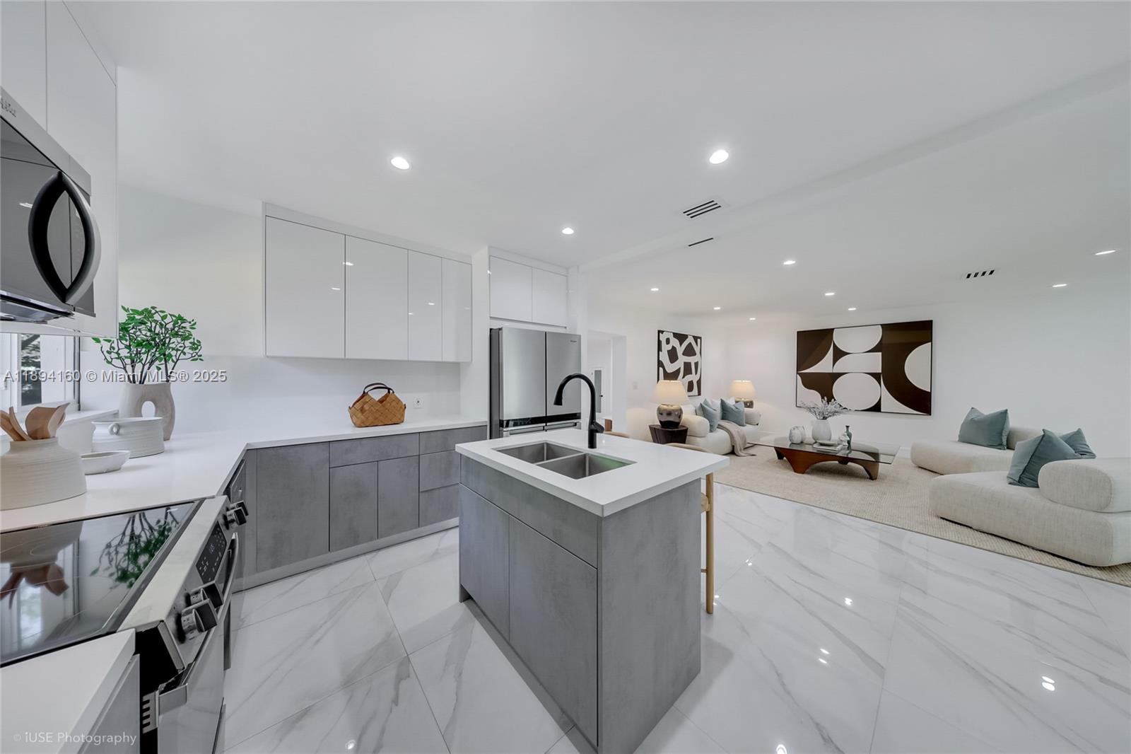 SHORE CREST - Residential