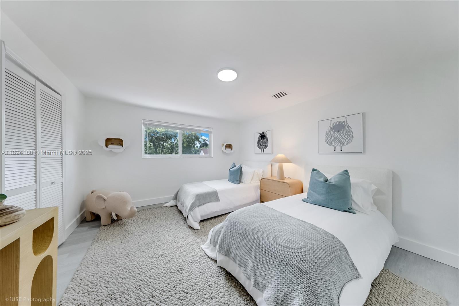 SHORE CREST - Residential