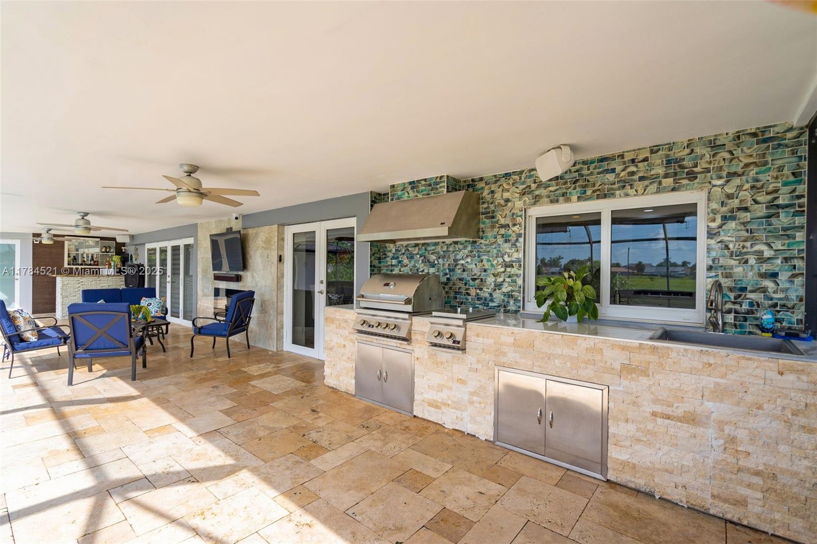 19640 W Saint Andrews Dr