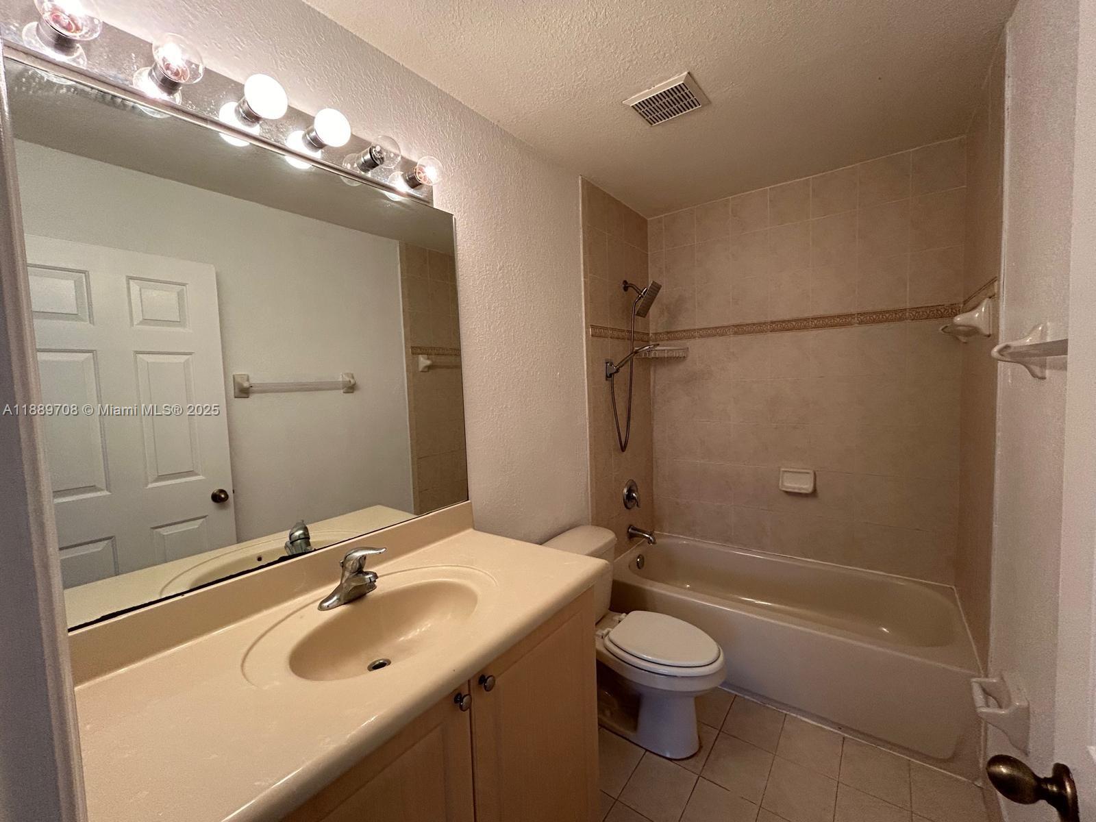 SHOMA TOWNHOMES AT KEYSCO - Residential