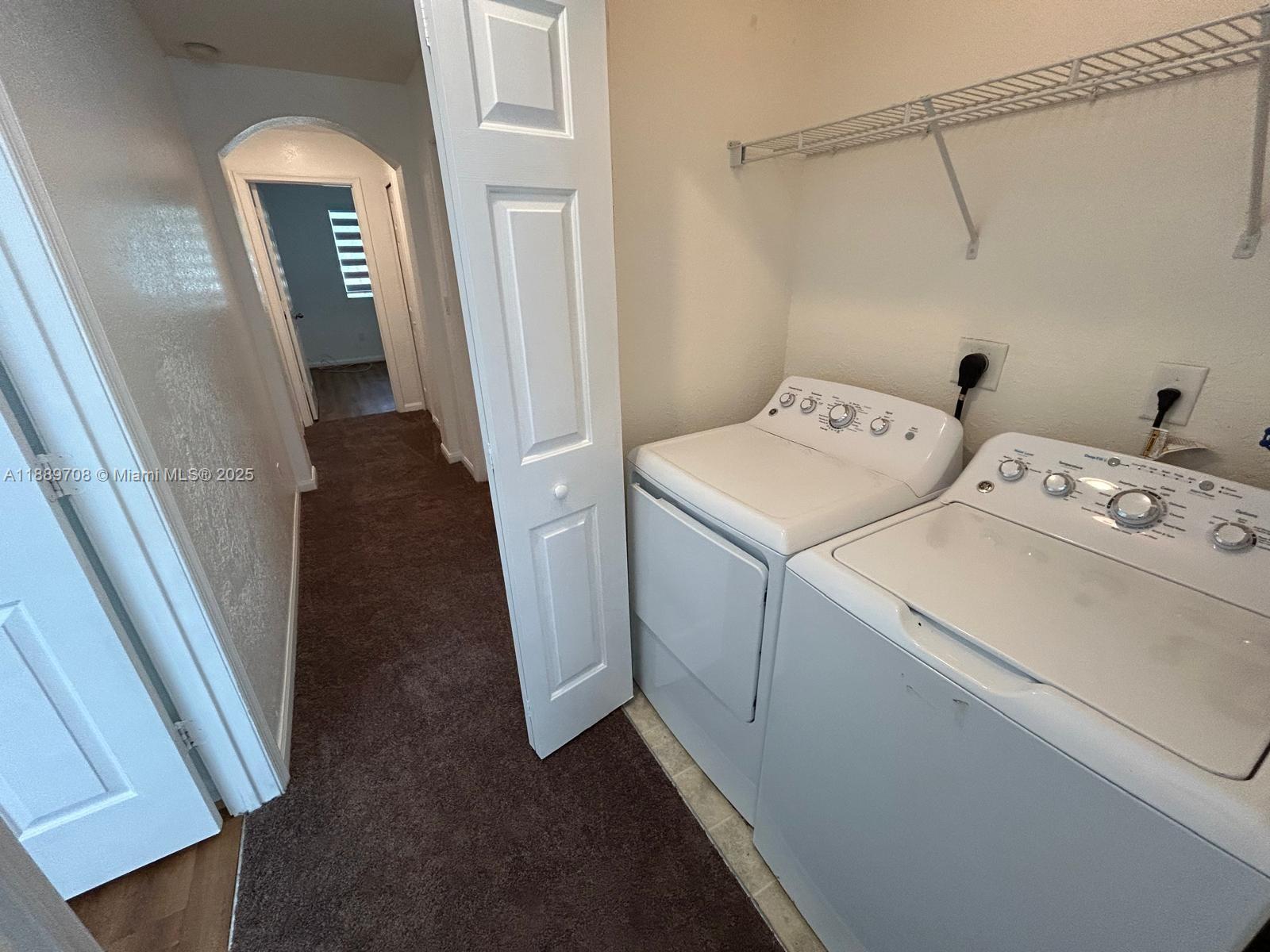 SHOMA TOWNHOMES AT KEYSCO - Residential