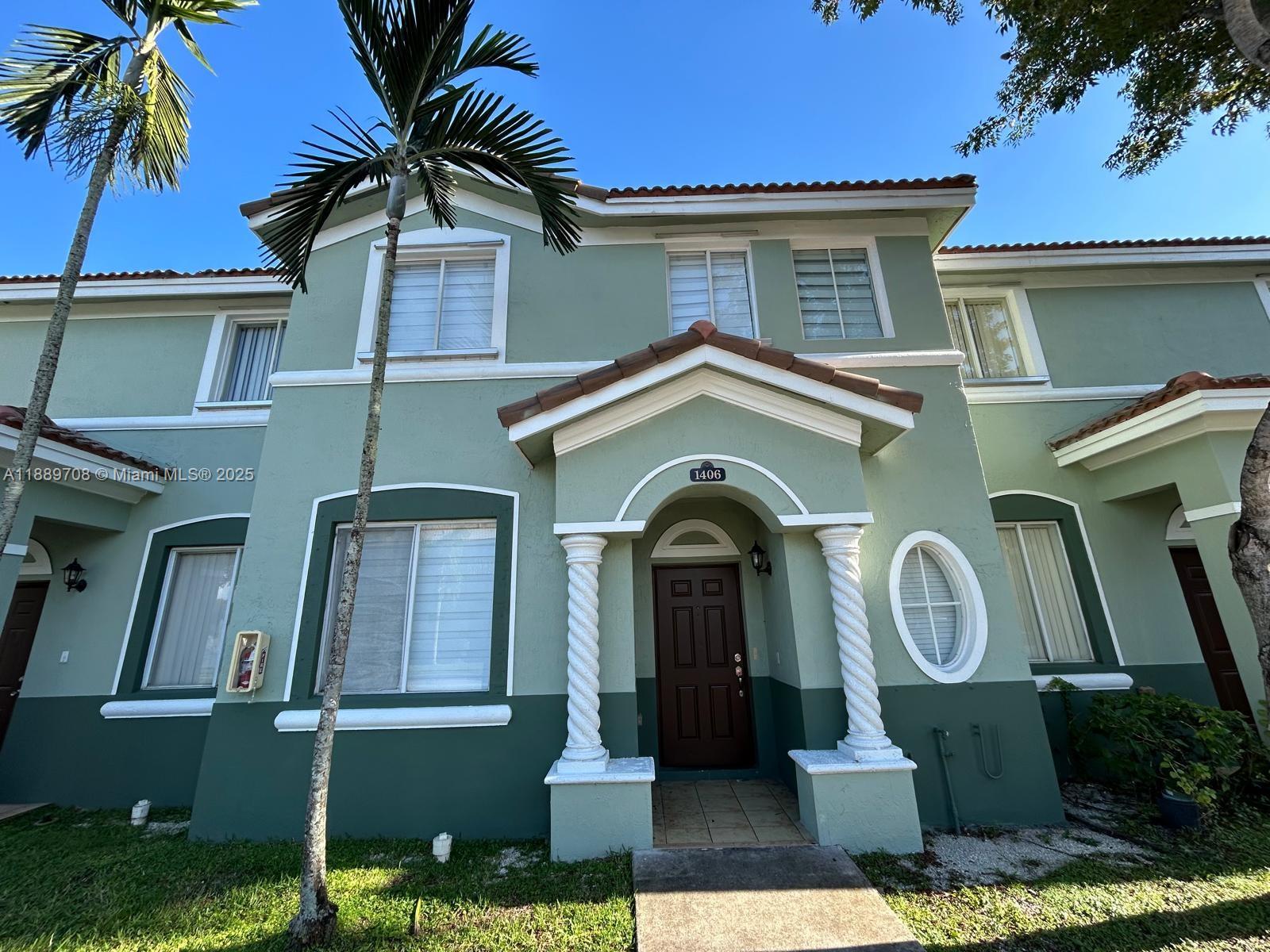 SHOMA TOWNHOMES AT KEYSCO - Residential