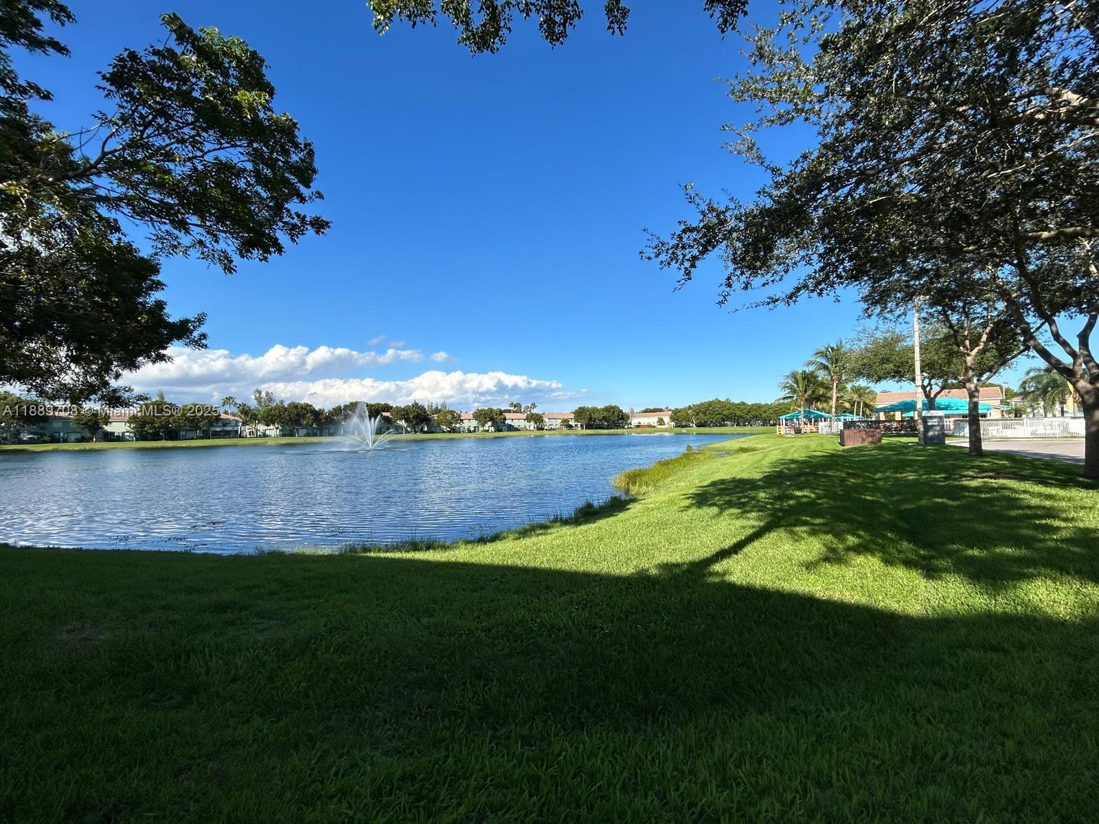 SHOMA TOWNHOMES AT KEYSCO - Residential