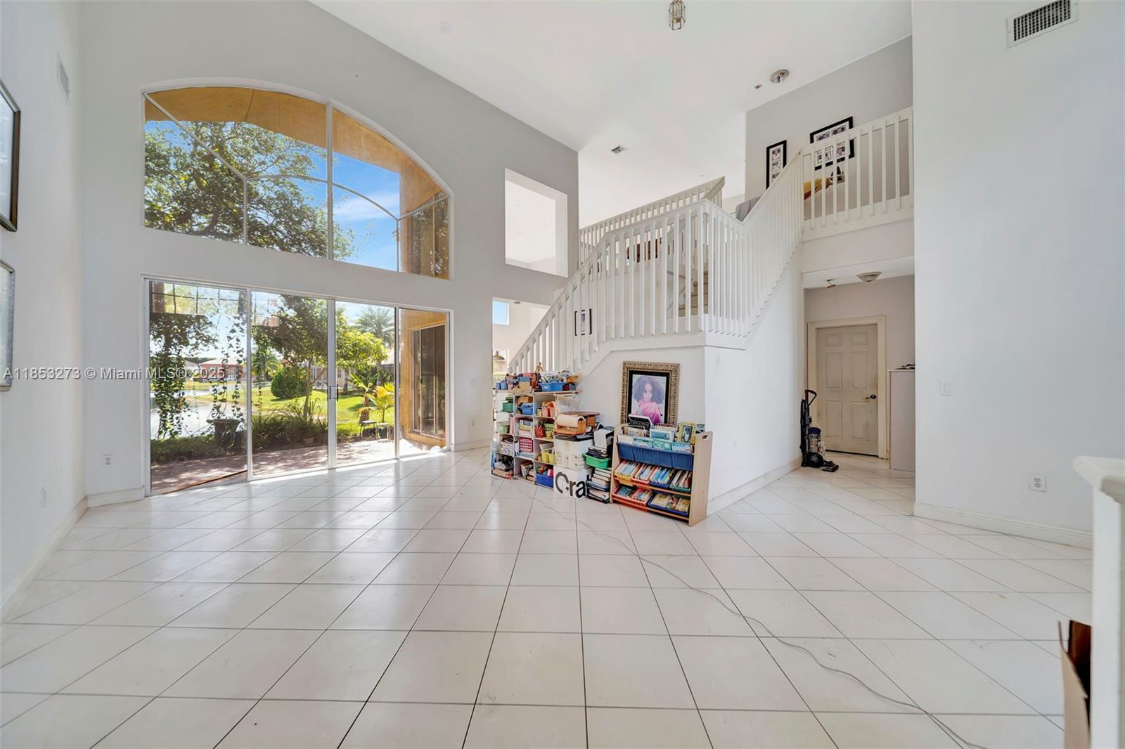 4547 SW 186th Way