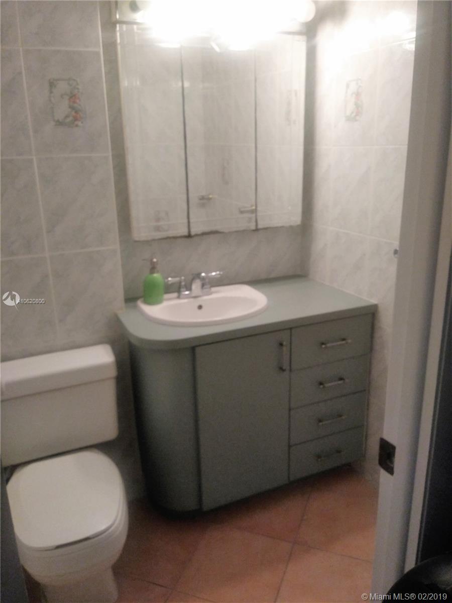 LA CANADIENNE CONDO - Residential