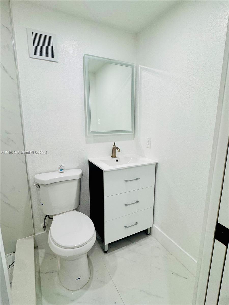 BONNIE BRIAR ESTATES - Residential Lease