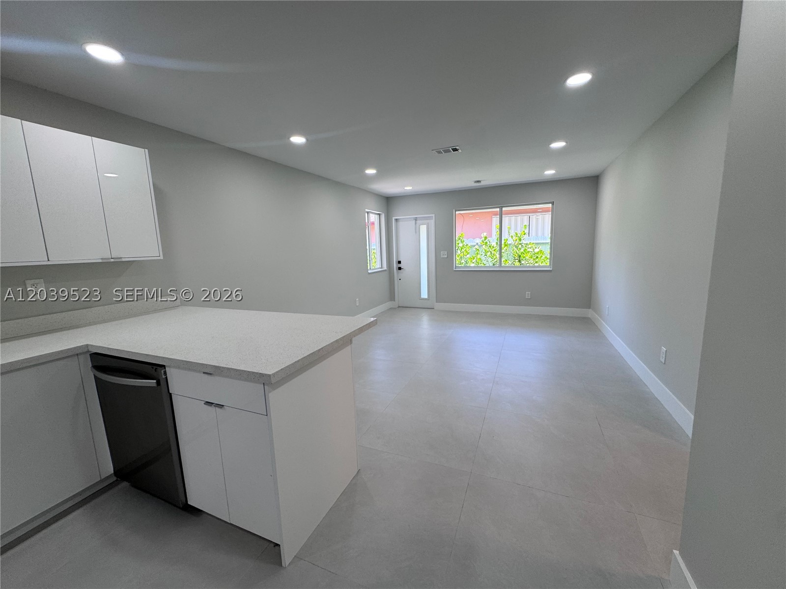 850 NW 109th St 852