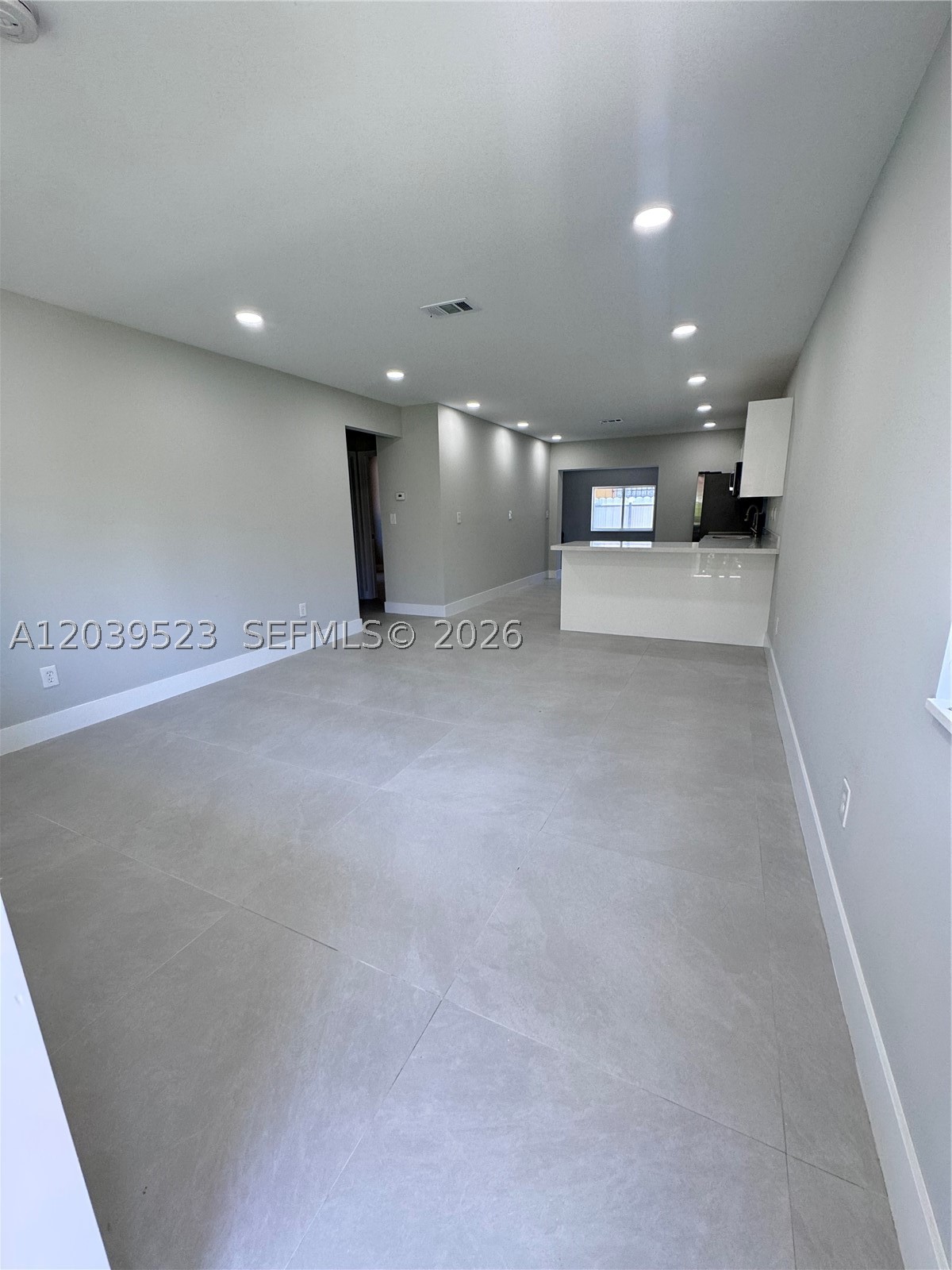 850 NW 109th St 852