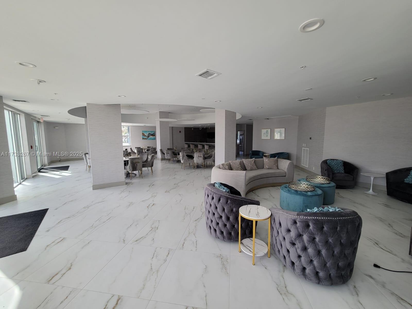 CORNICHE CONDO - Residential Lease