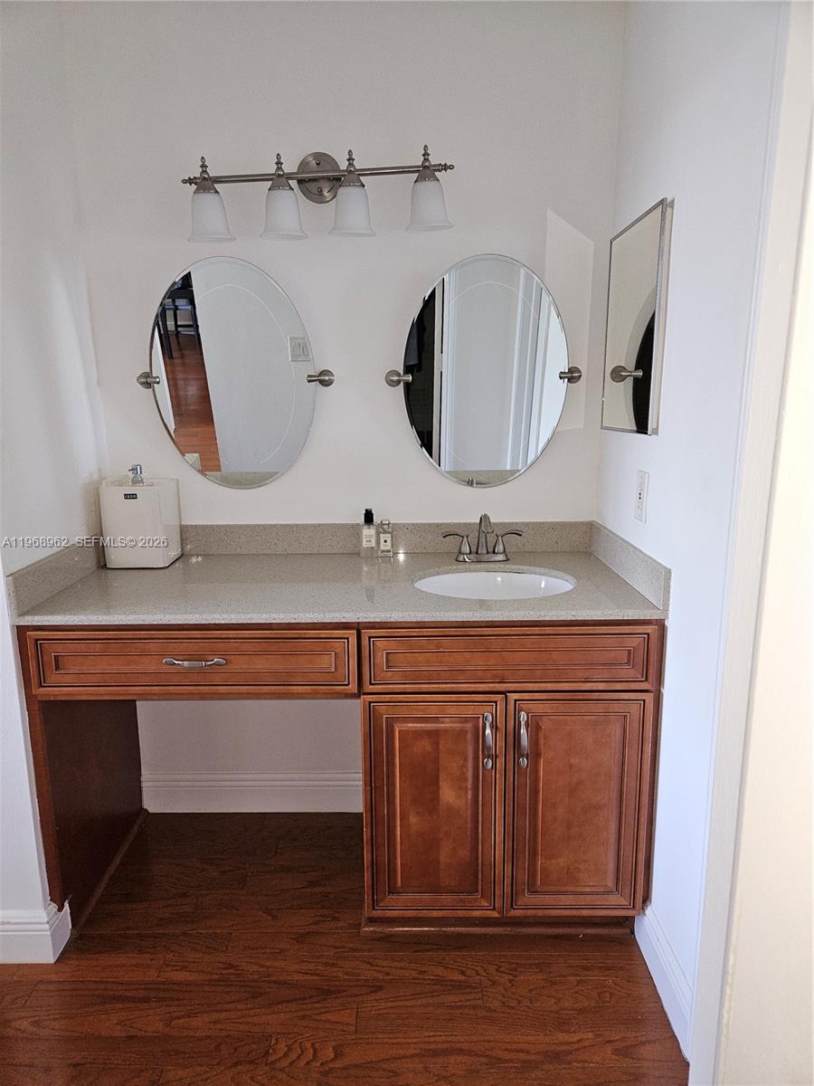 LIVE OAK CONDO ELEVEN - Residential Lease