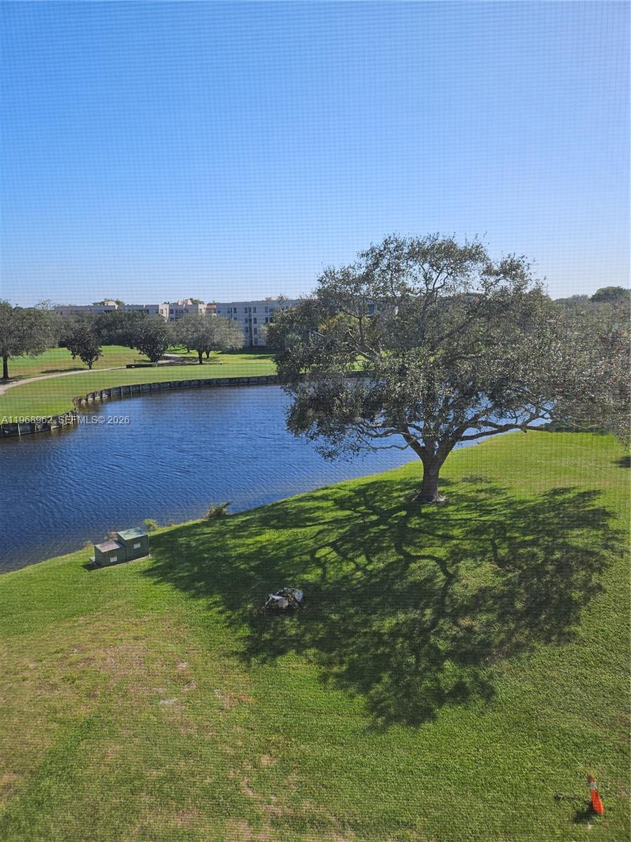 LIVE OAK CONDO ELEVEN - Residential Lease