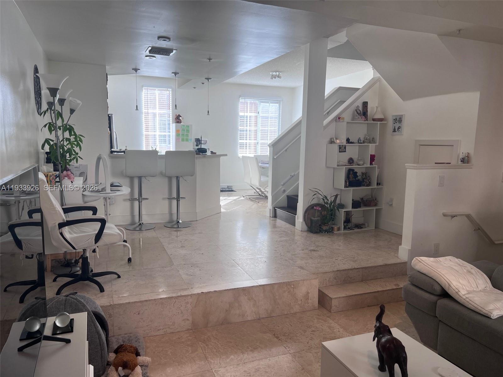 2961 NE 185th St 1613