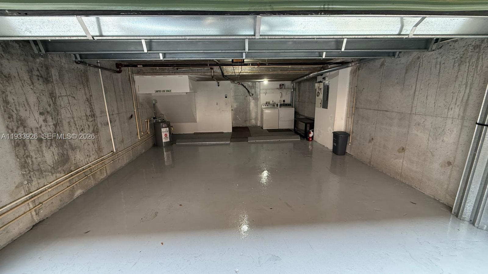 2961 NE 185th St 1613