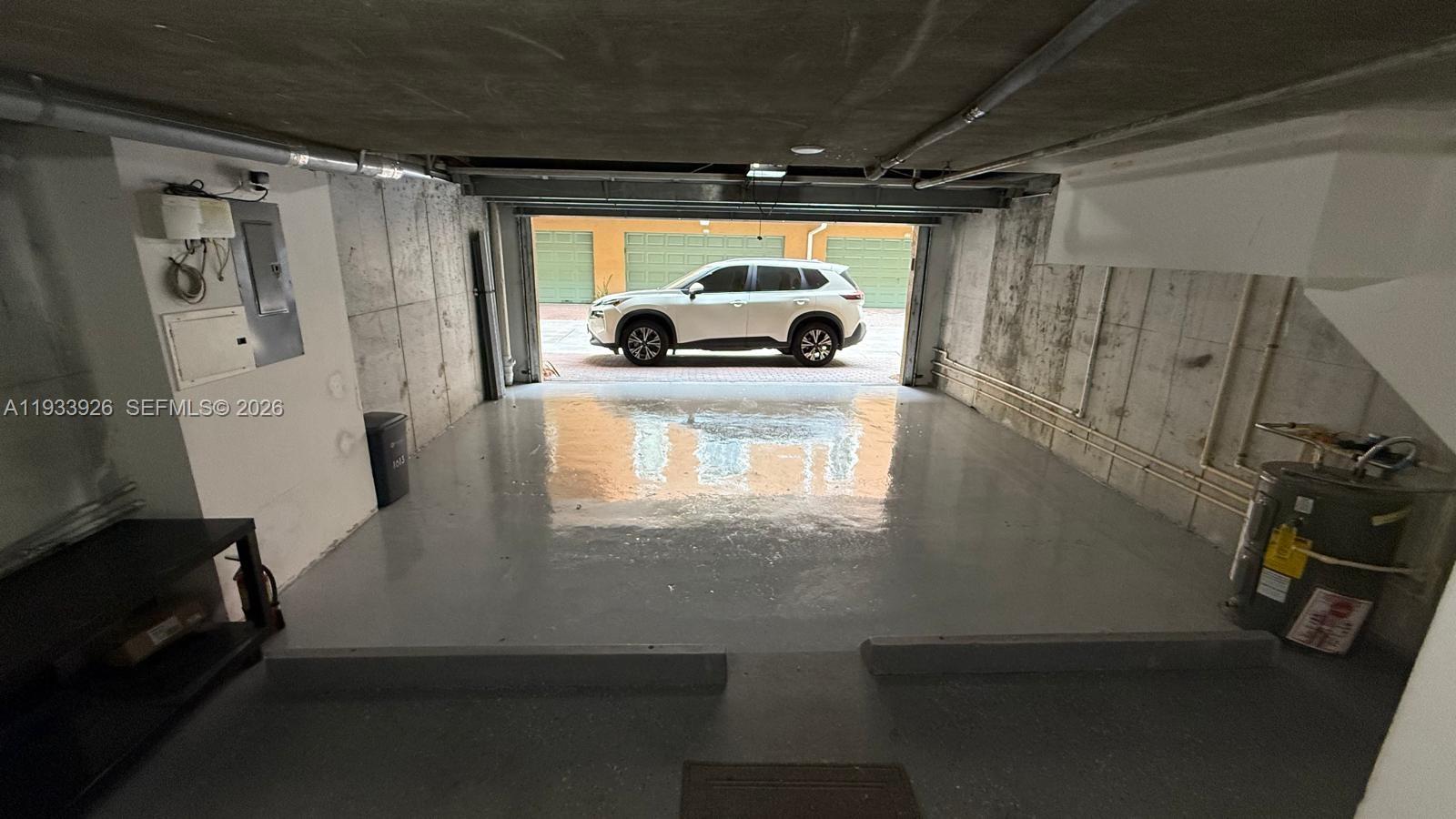 2961 NE 185th St 1613