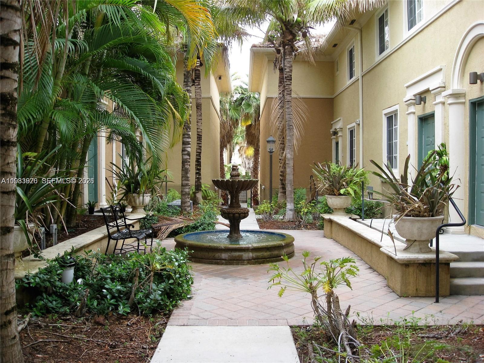 2961 NE 185th St 1613