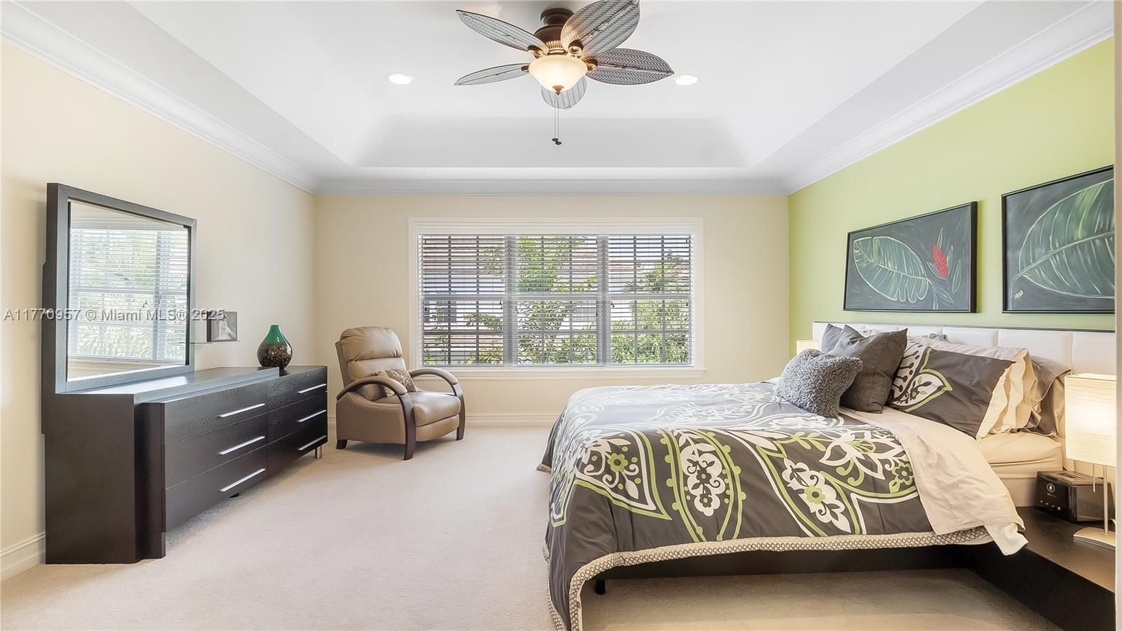 RIVER OAKS - Residential