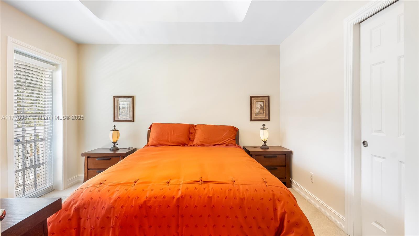 RIVER OAKS - Residential