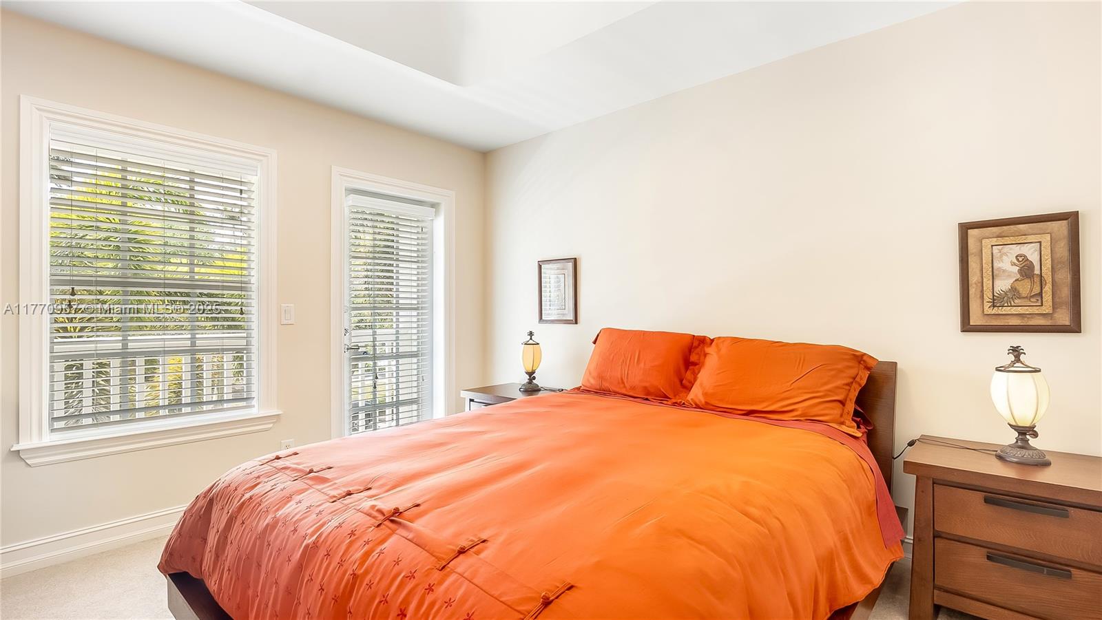 RIVER OAKS - Residential