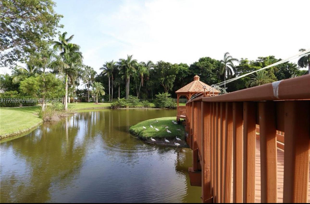 RIVER OAKS - Residential