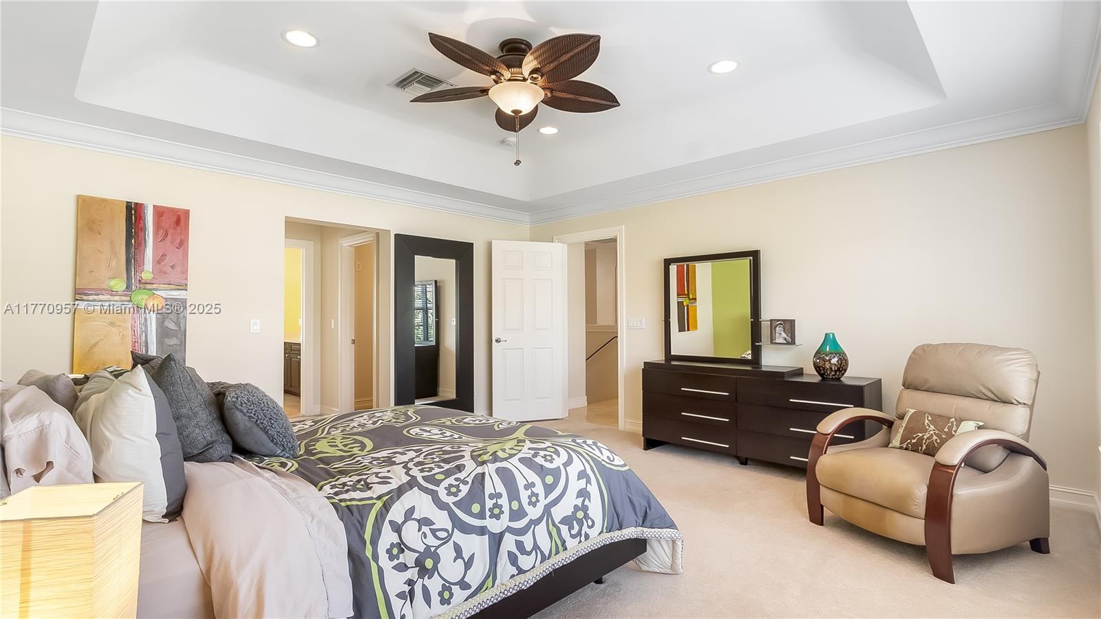 RIVER OAKS - Residential