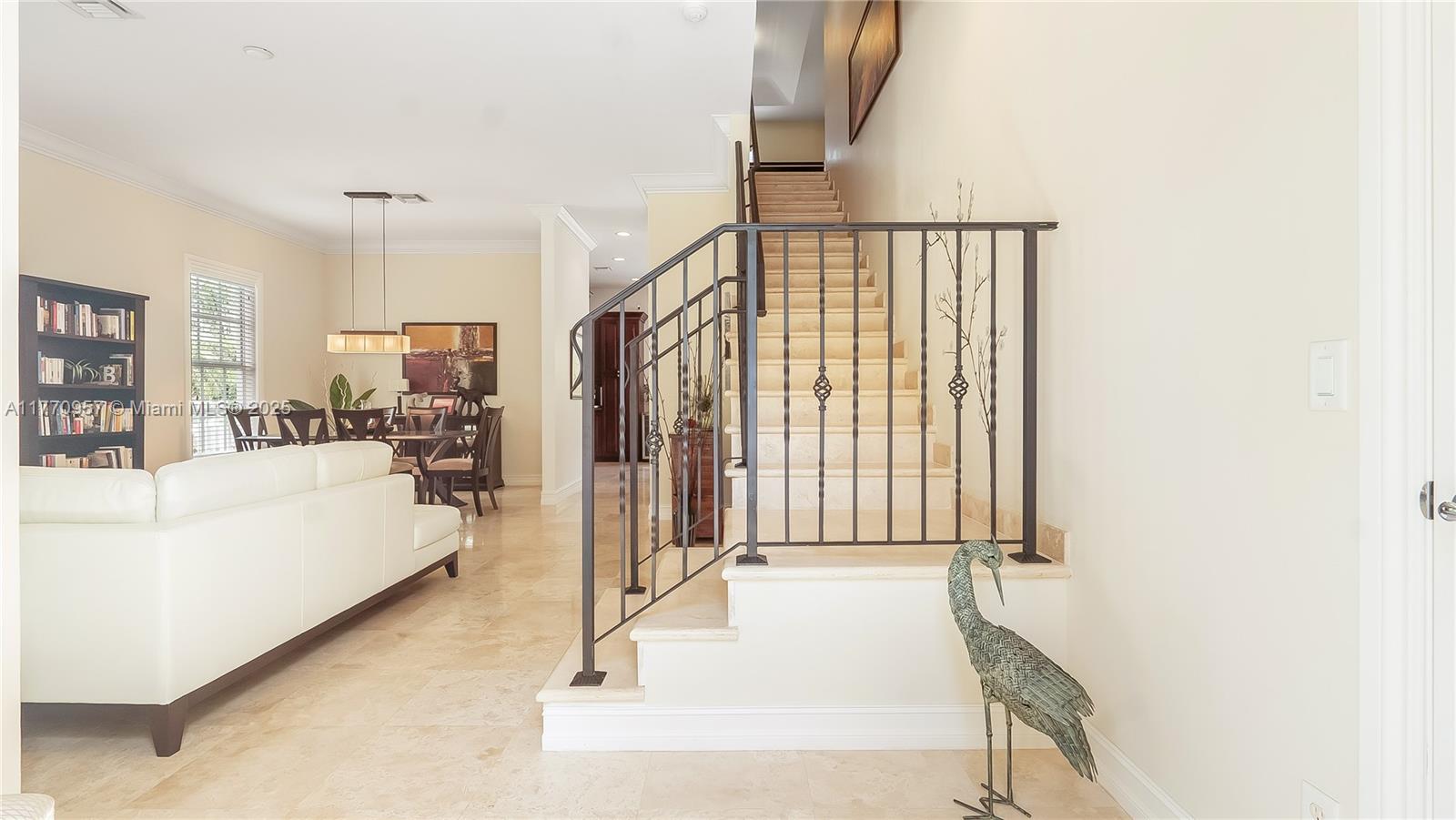 RIVER OAKS - Residential
