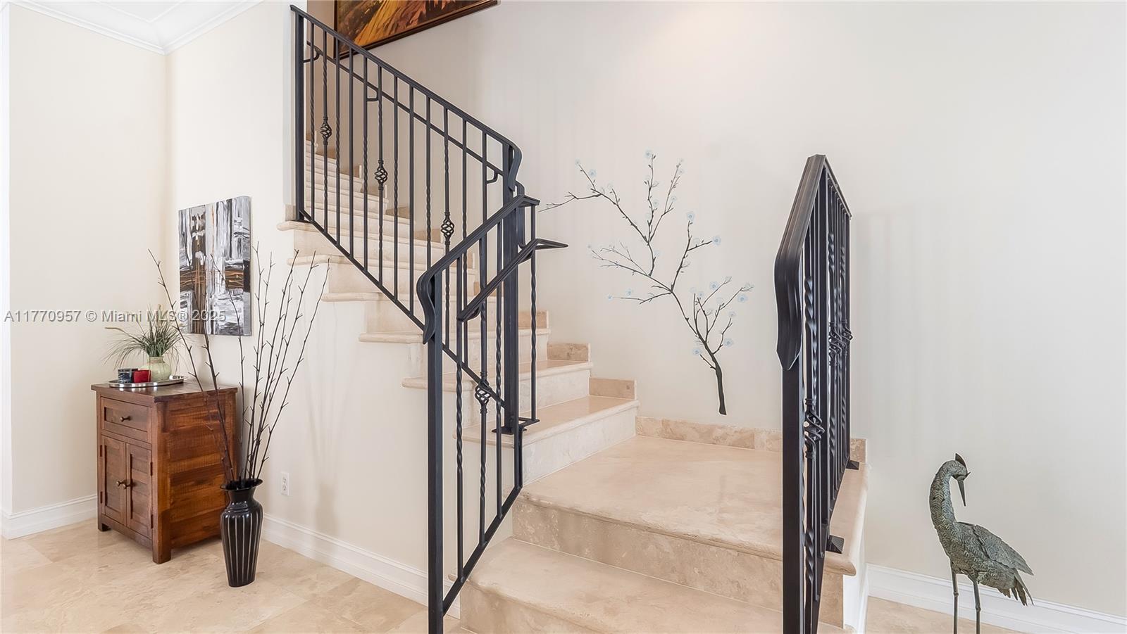 RIVER OAKS - Residential