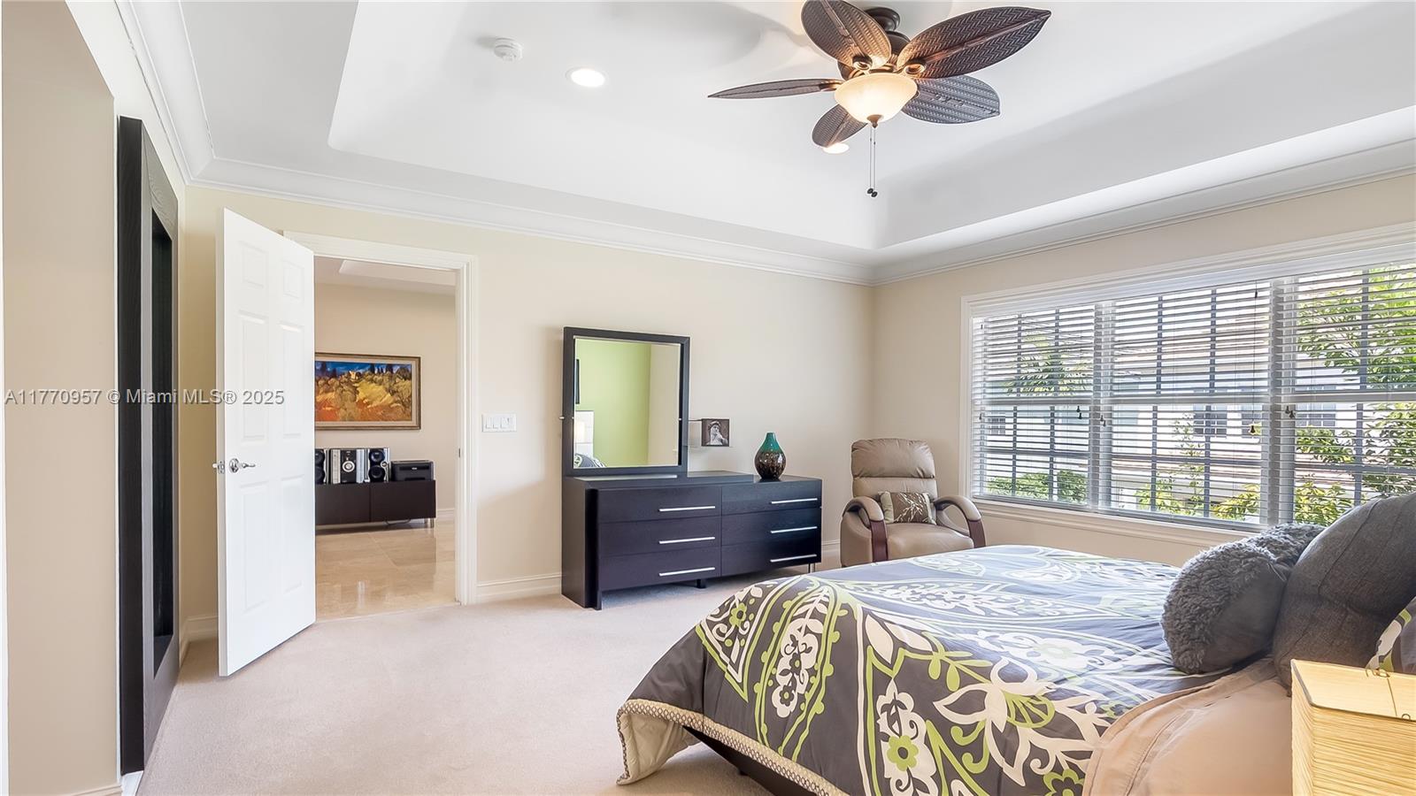 RIVER OAKS - Residential