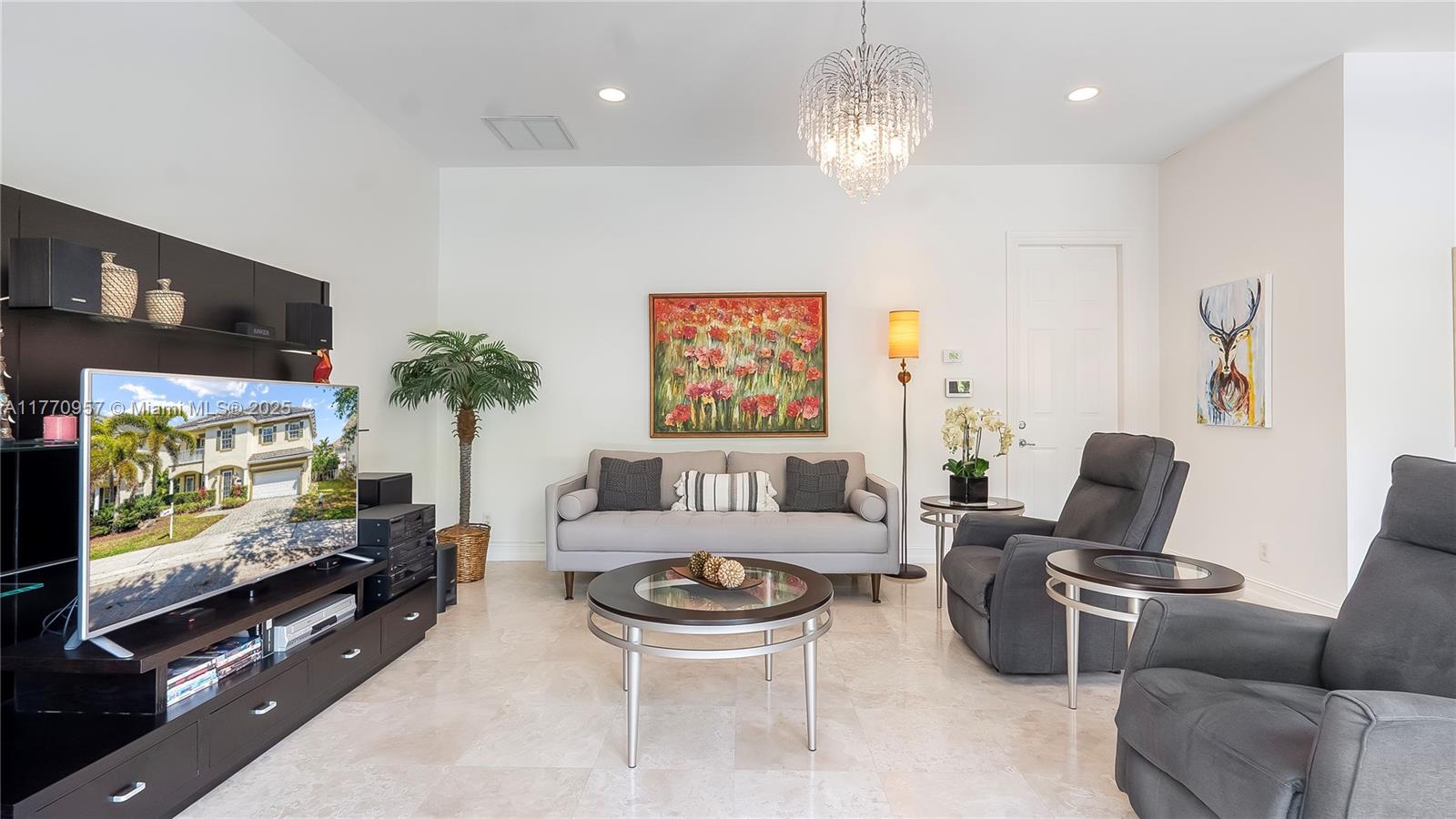 RIVER OAKS - Residential