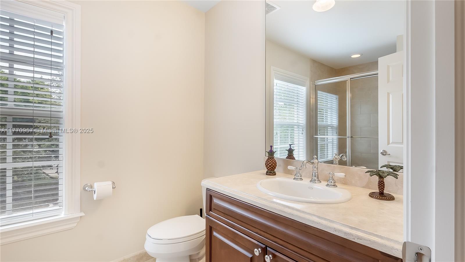 RIVER OAKS - Residential
