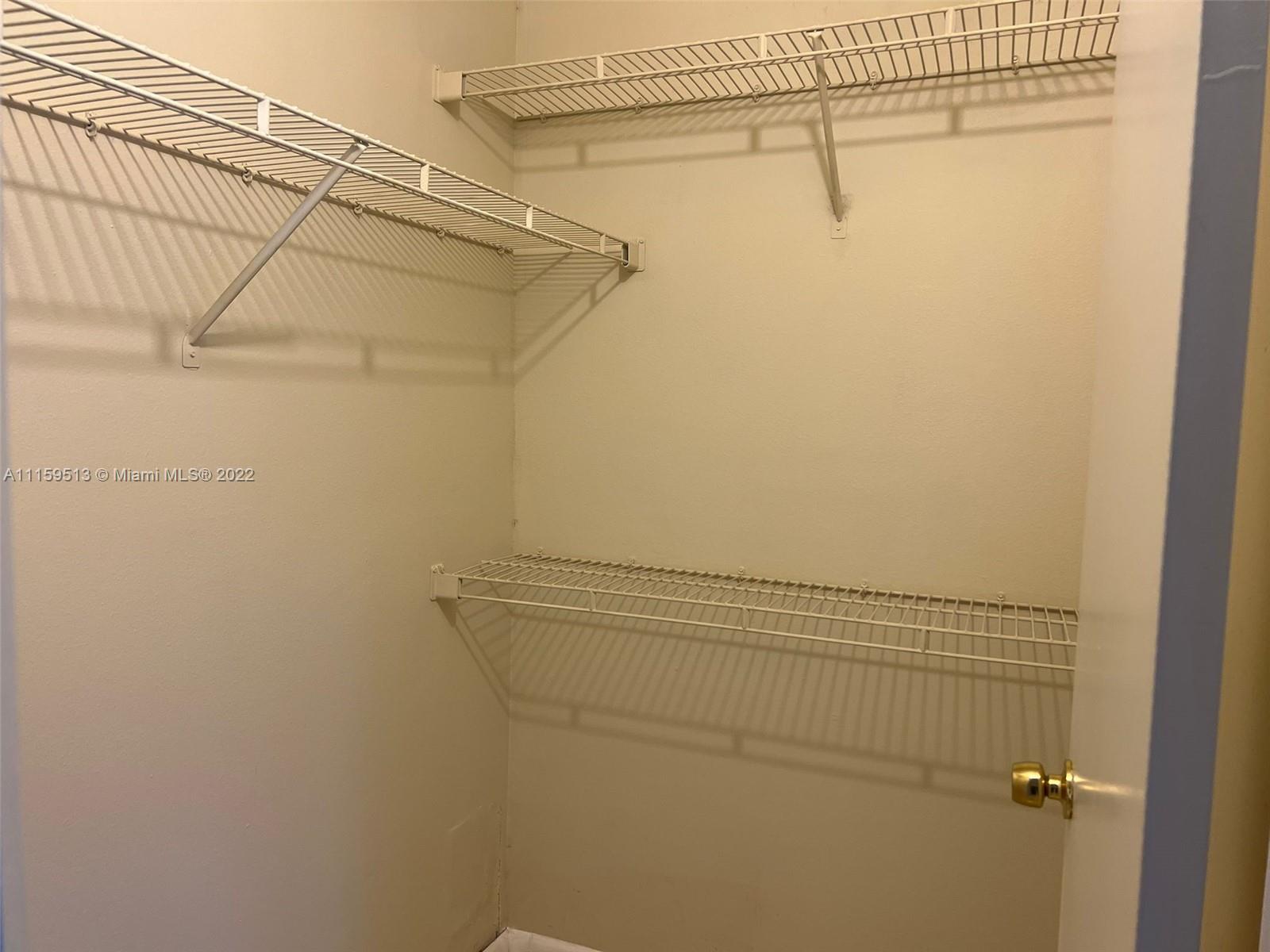 PALM LAKE CONDO - Residential Lease