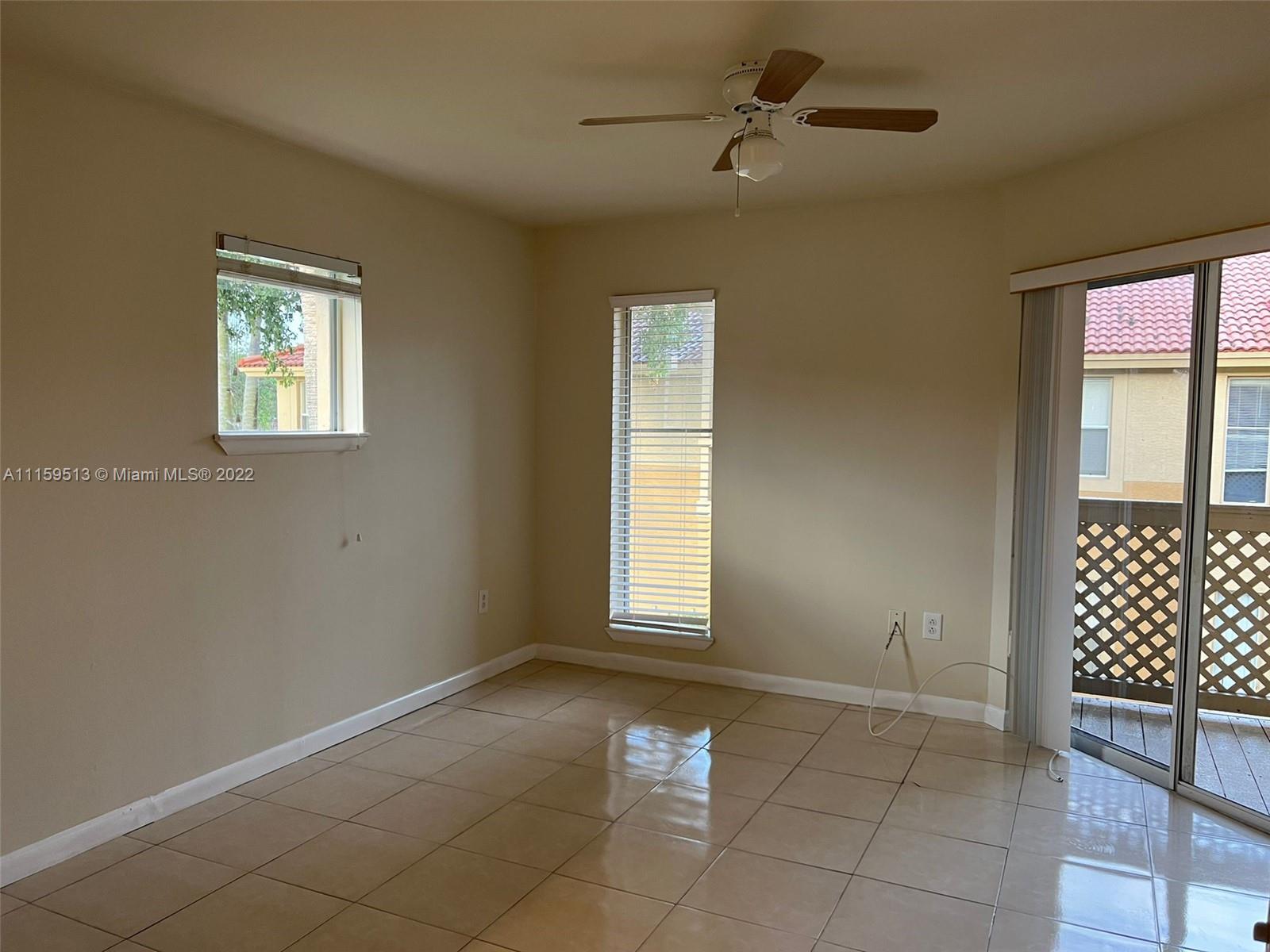 PALM LAKE CONDO - Residential Lease