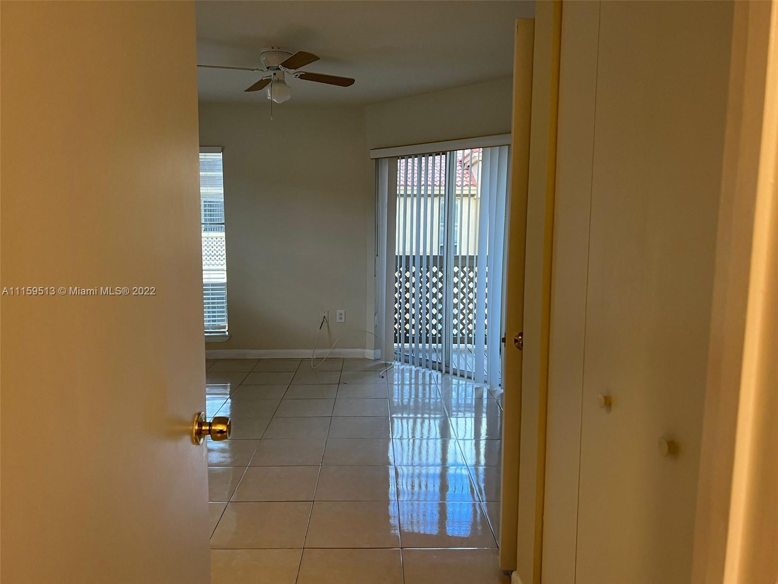PALM LAKE CONDO - Residential Lease
