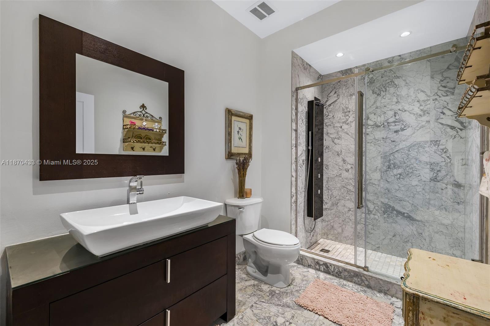 CITE CONDO - Residential