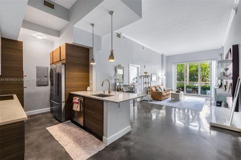 2000 N Bayshore Dr 114 Miami FL 33137