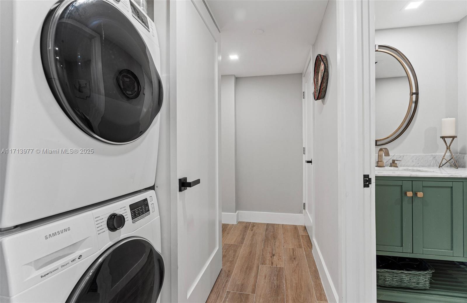 WATERVIEW CONDO - Residential