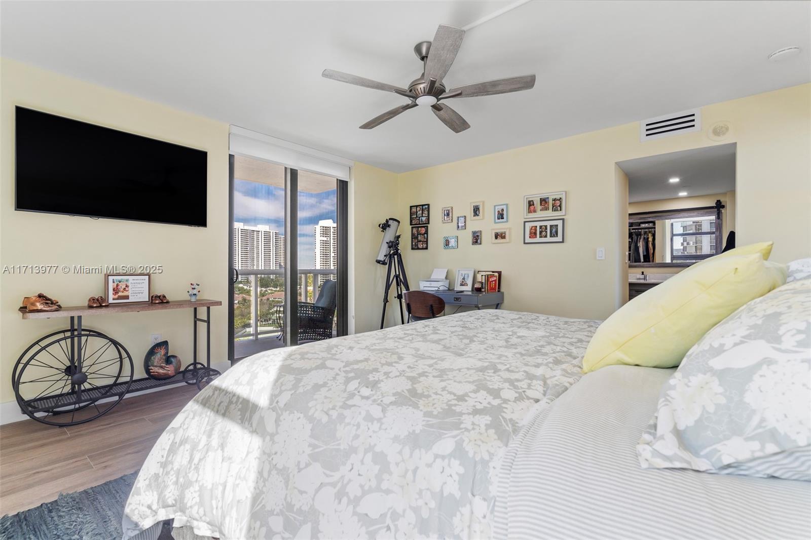 WATERVIEW CONDO - Residential