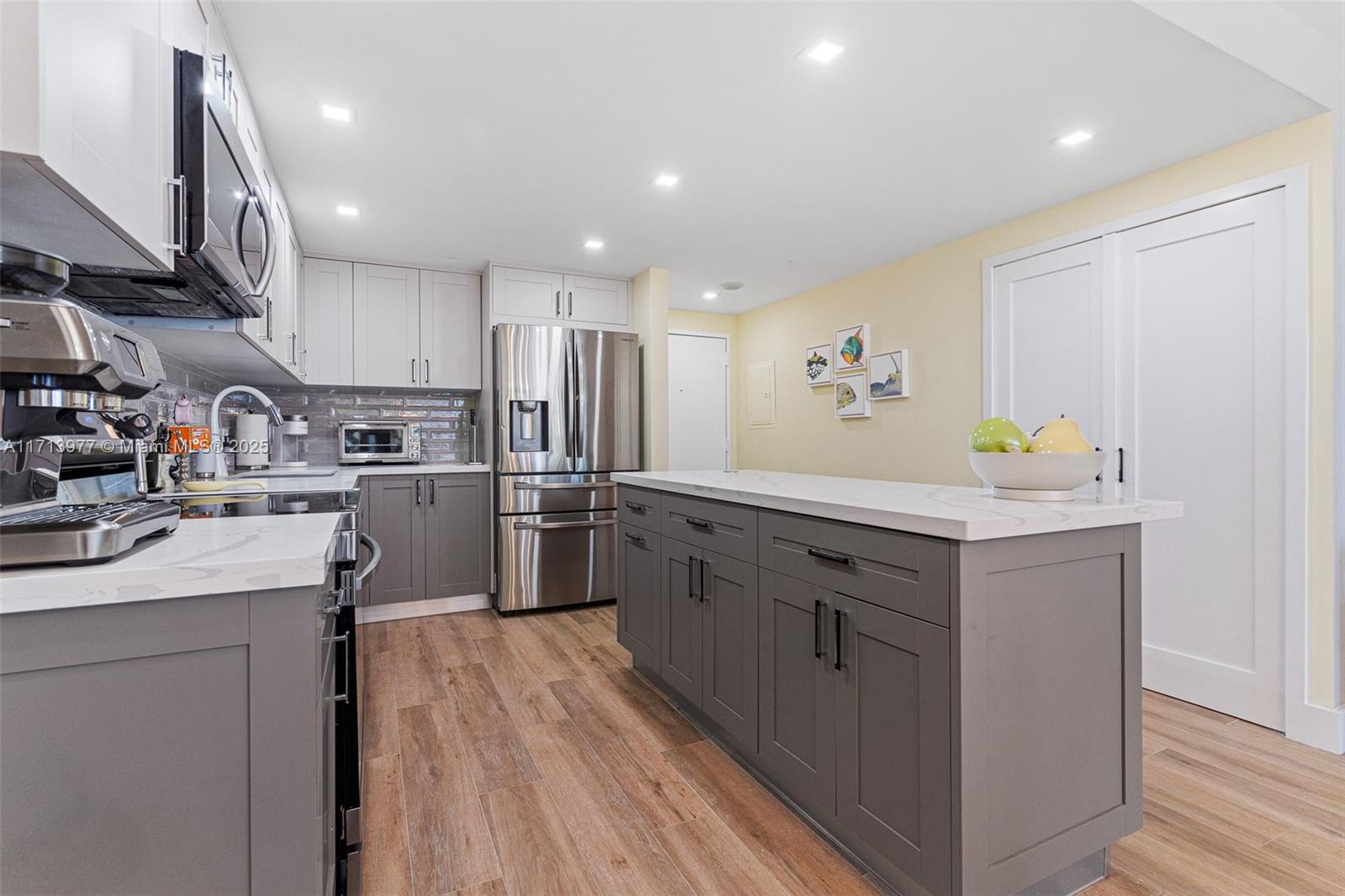 WATERVIEW CONDO - Residential