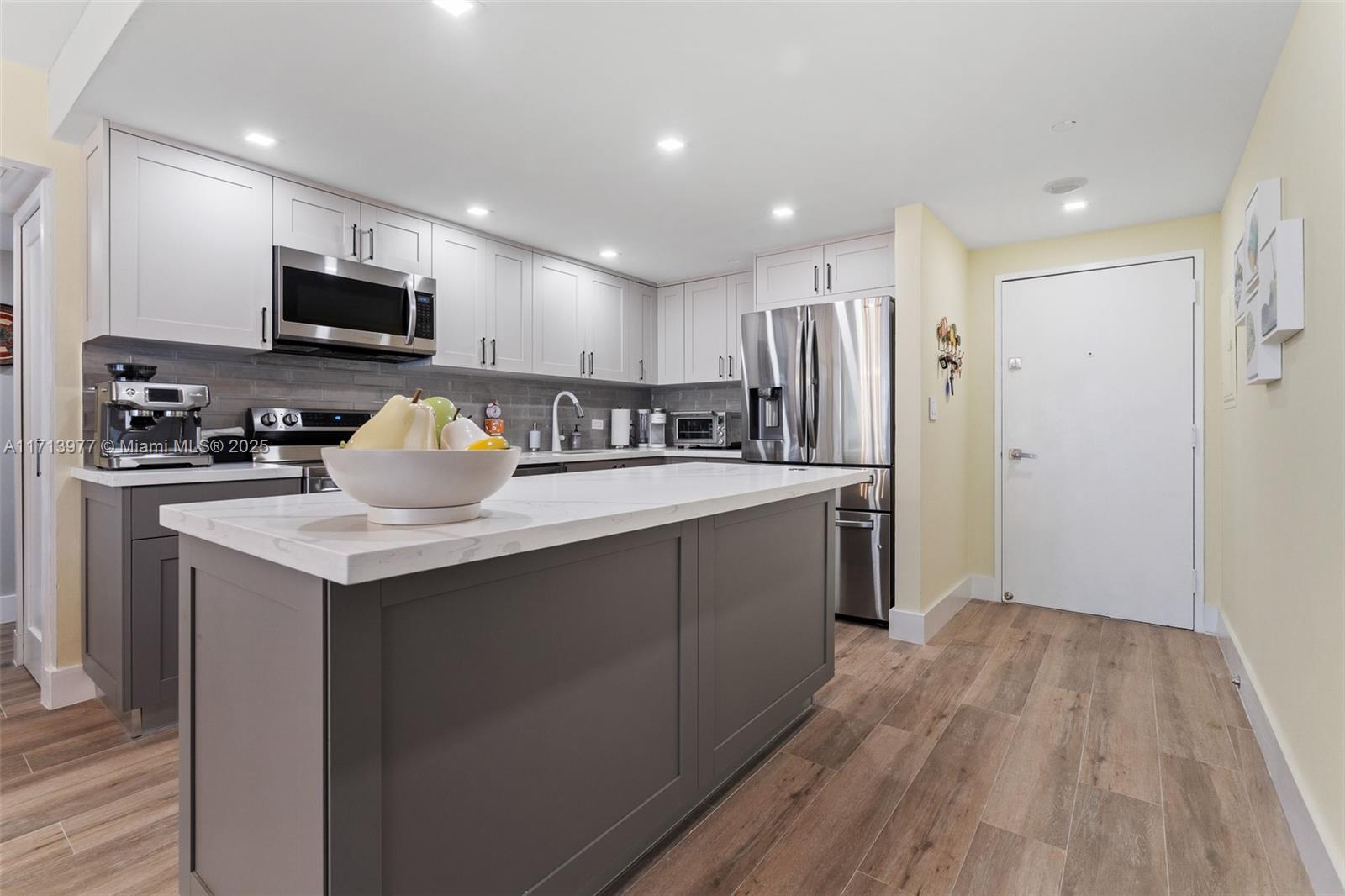 WATERVIEW CONDO - Residential
