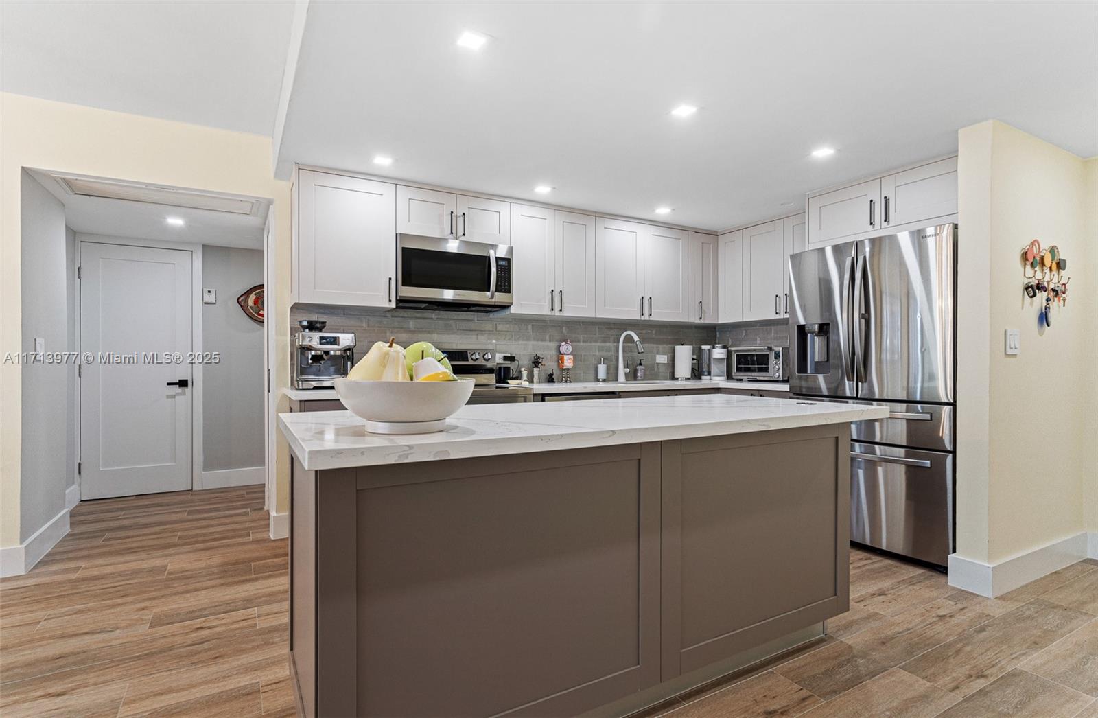 WATERVIEW CONDO - Residential