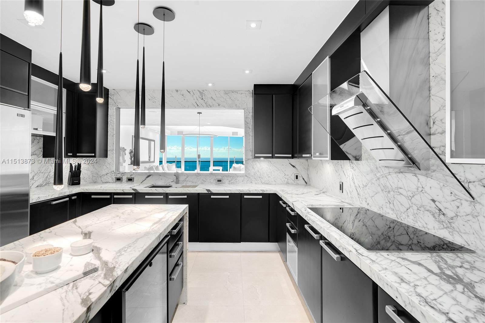 BATH CLUB - Residential