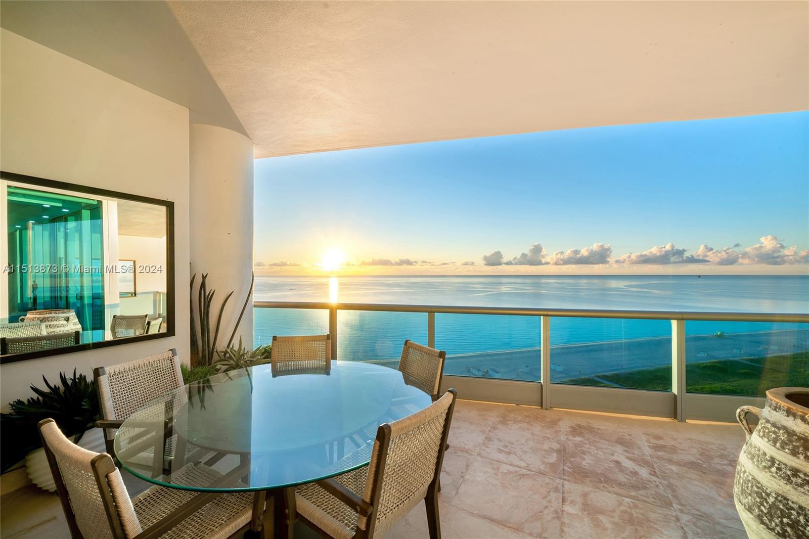 BATH CLUB - Residential