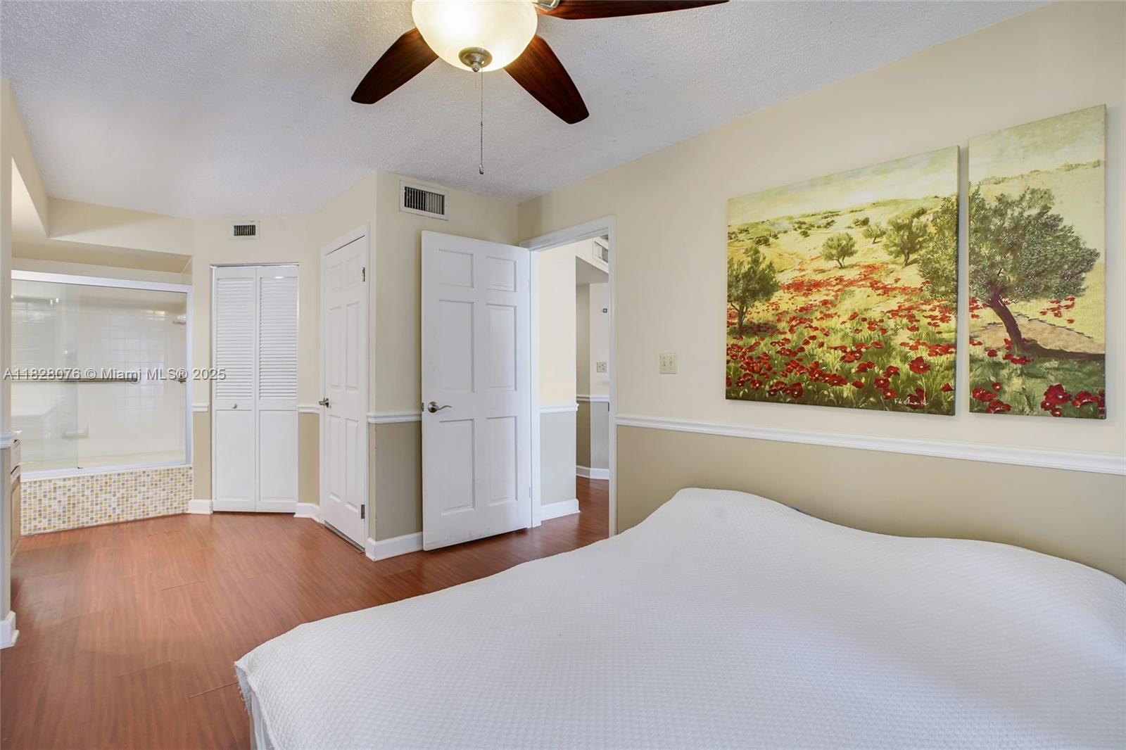 UNIVERSITY INN CONDO - Residential