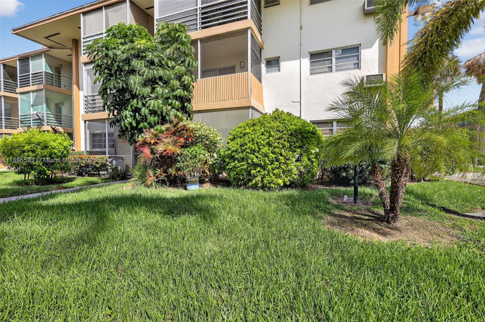 MAR-LEN GARDENS NO 4 CORP - Residential