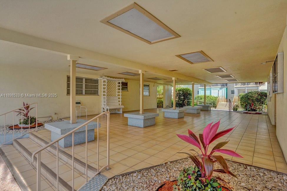 MAR-LEN GARDENS NO 4 CORP - Residential