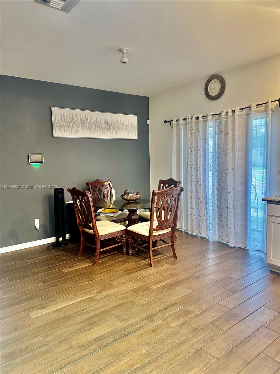 CRICKET CLUB - Residential