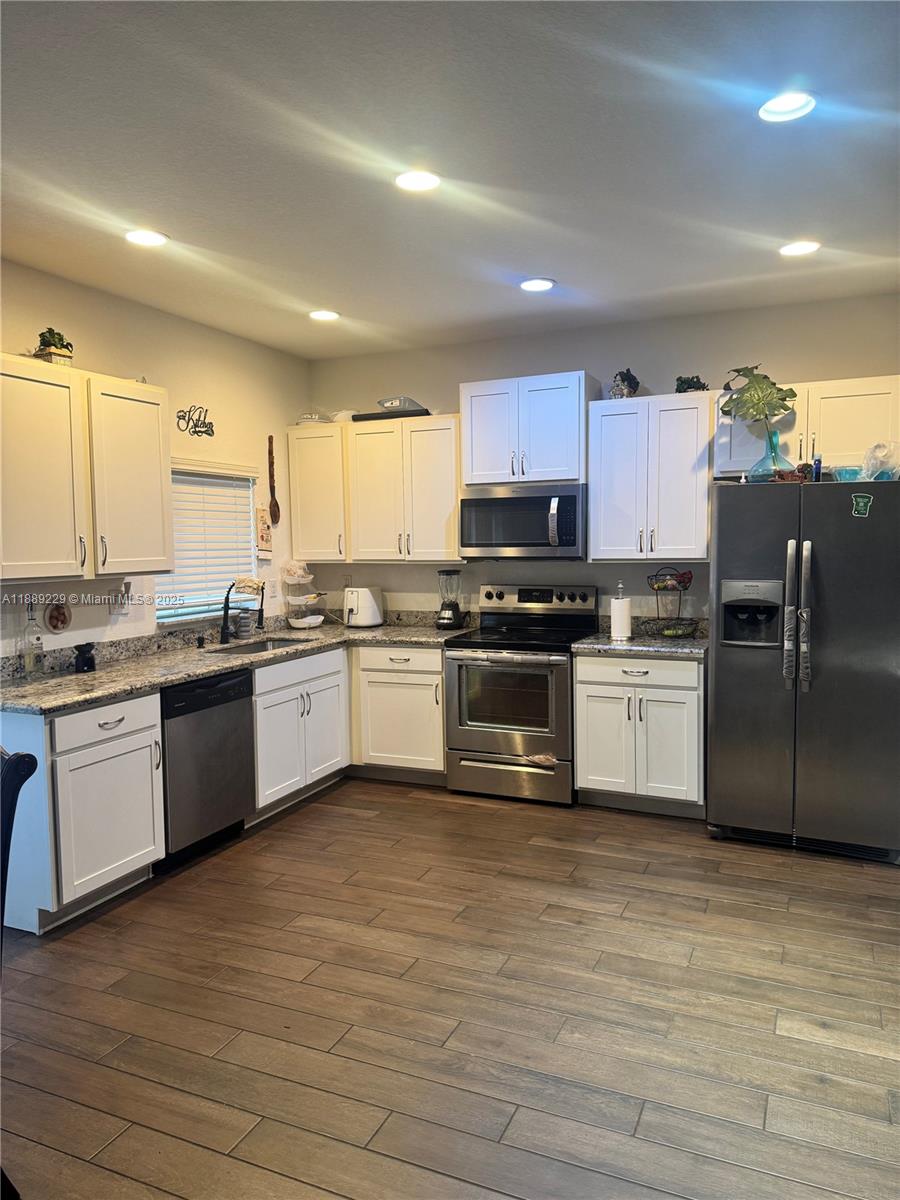 CRICKET CLUB - Residential