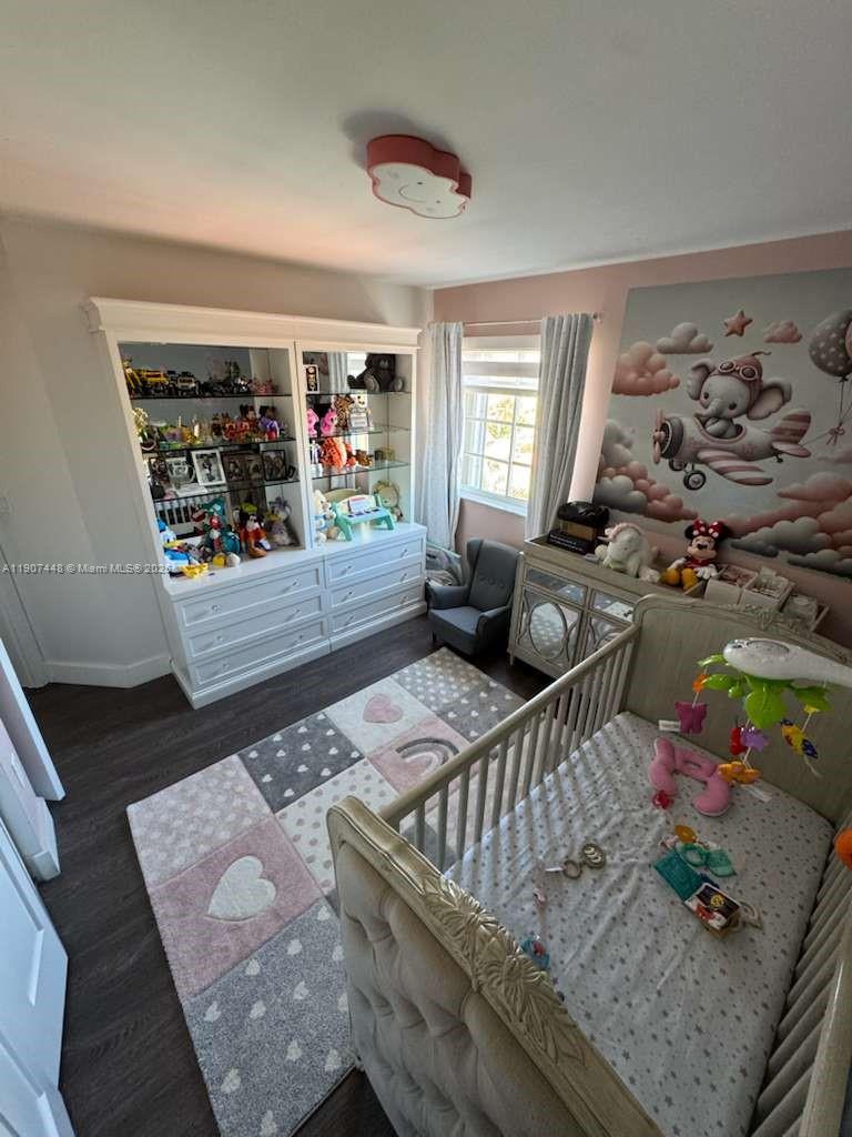 DORAL LANDINGS EAST - Residential