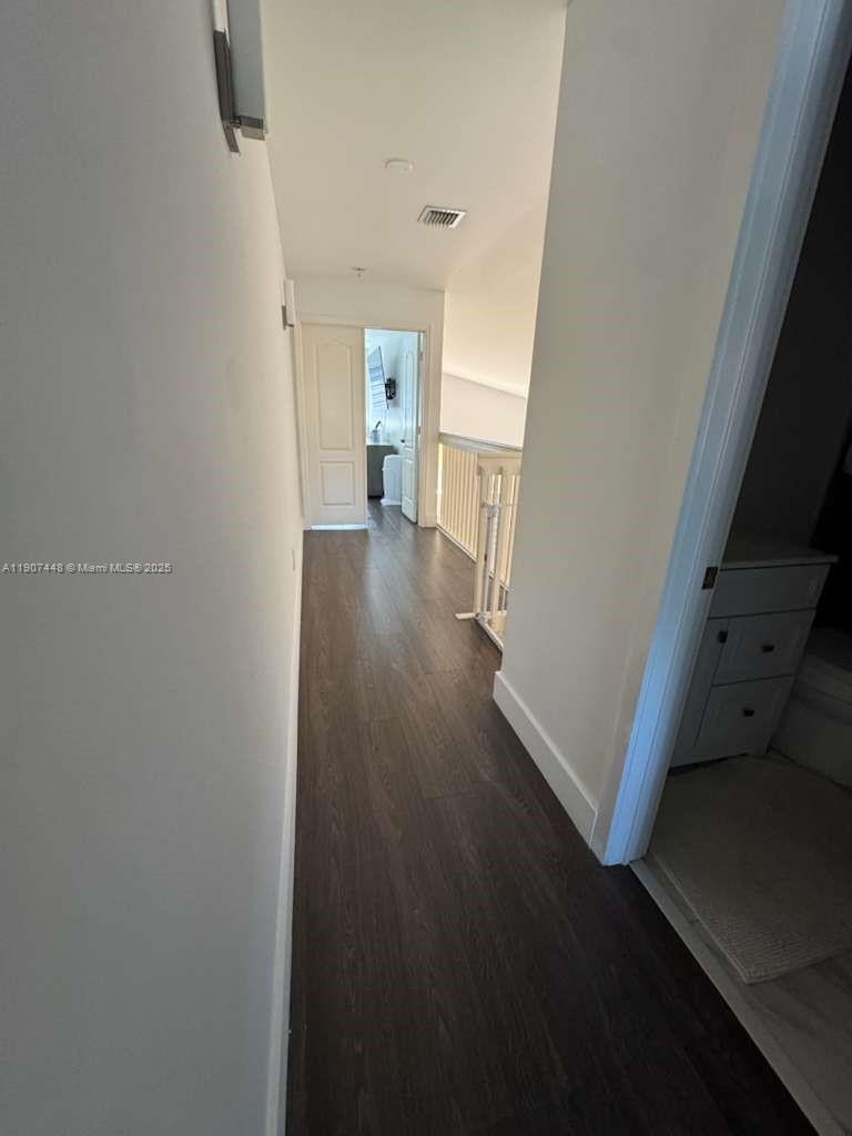 DORAL LANDINGS EAST - Residential