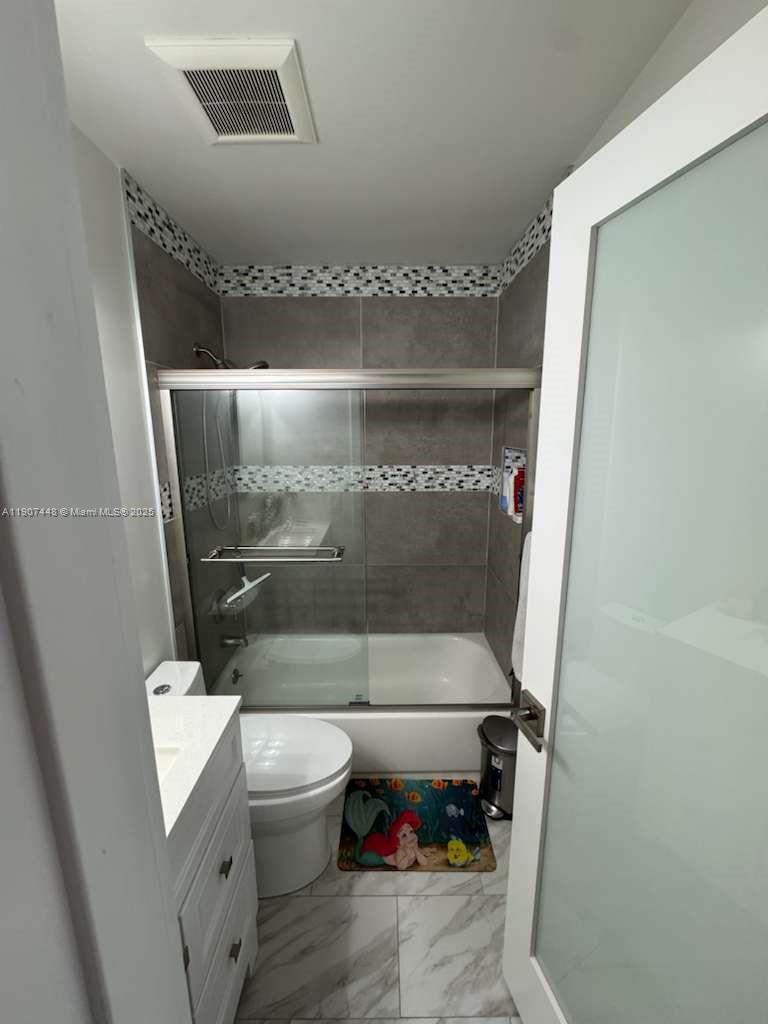 DORAL LANDINGS EAST - Residential